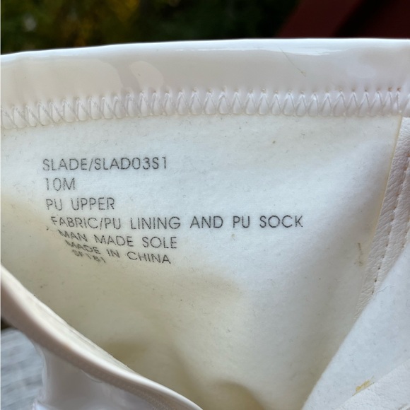 White PU booties, pointy nose, soft shaft, great condition, size 10M - Picture 6 of 8